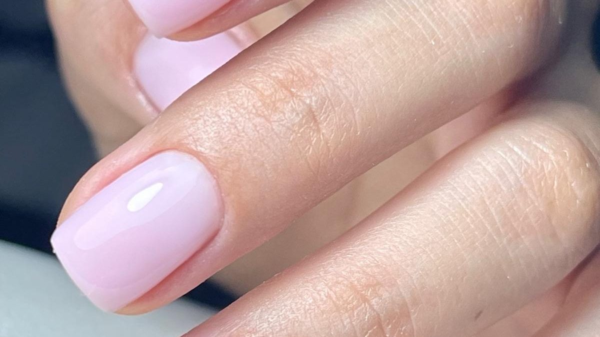 Pedicura en ICONIC Studio